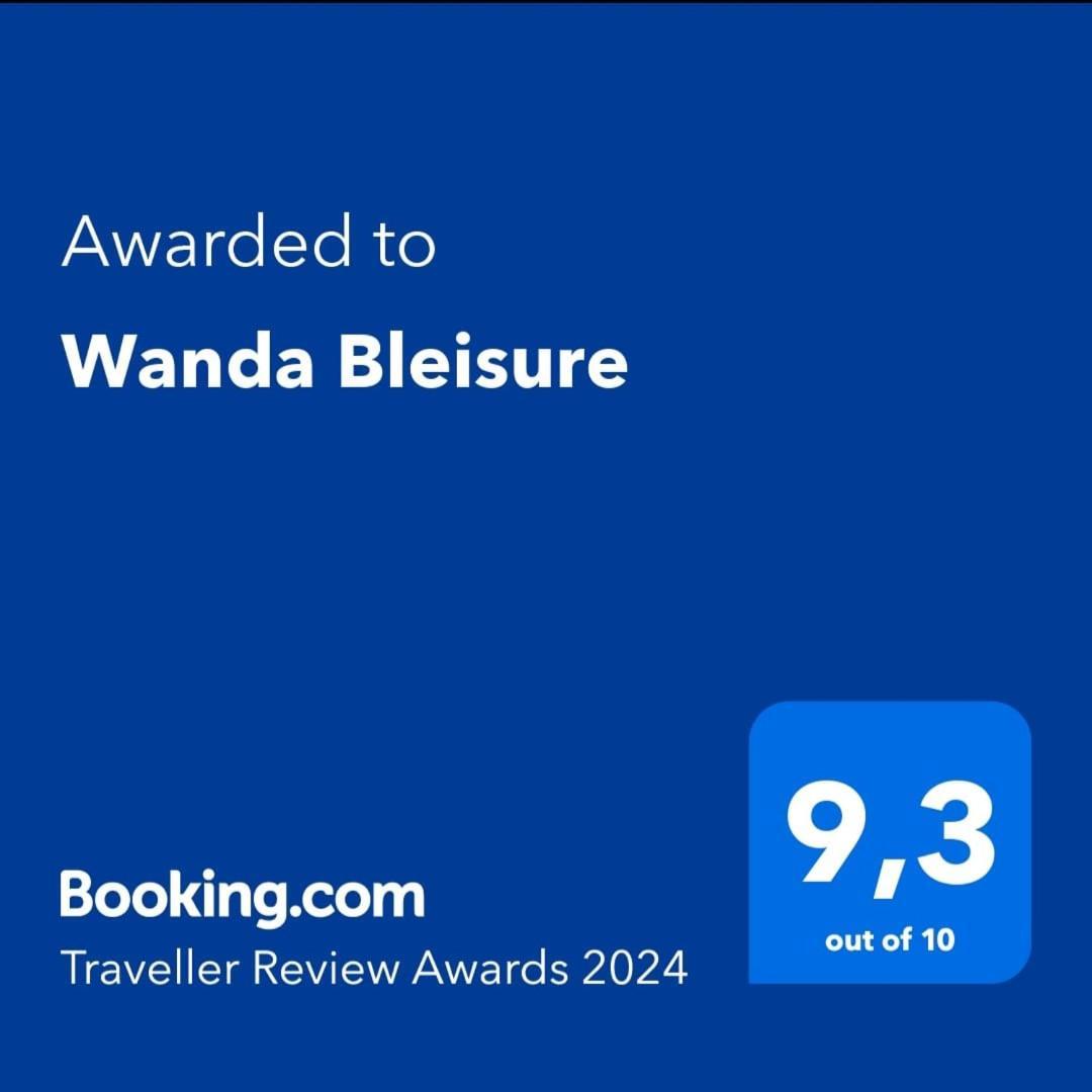 ナポリWanda Bleisureアパートメント エクステリア 写真